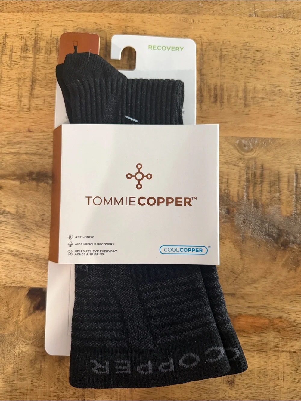 Women's TOMMIECOPPER Recovery Crew Socks in Black
